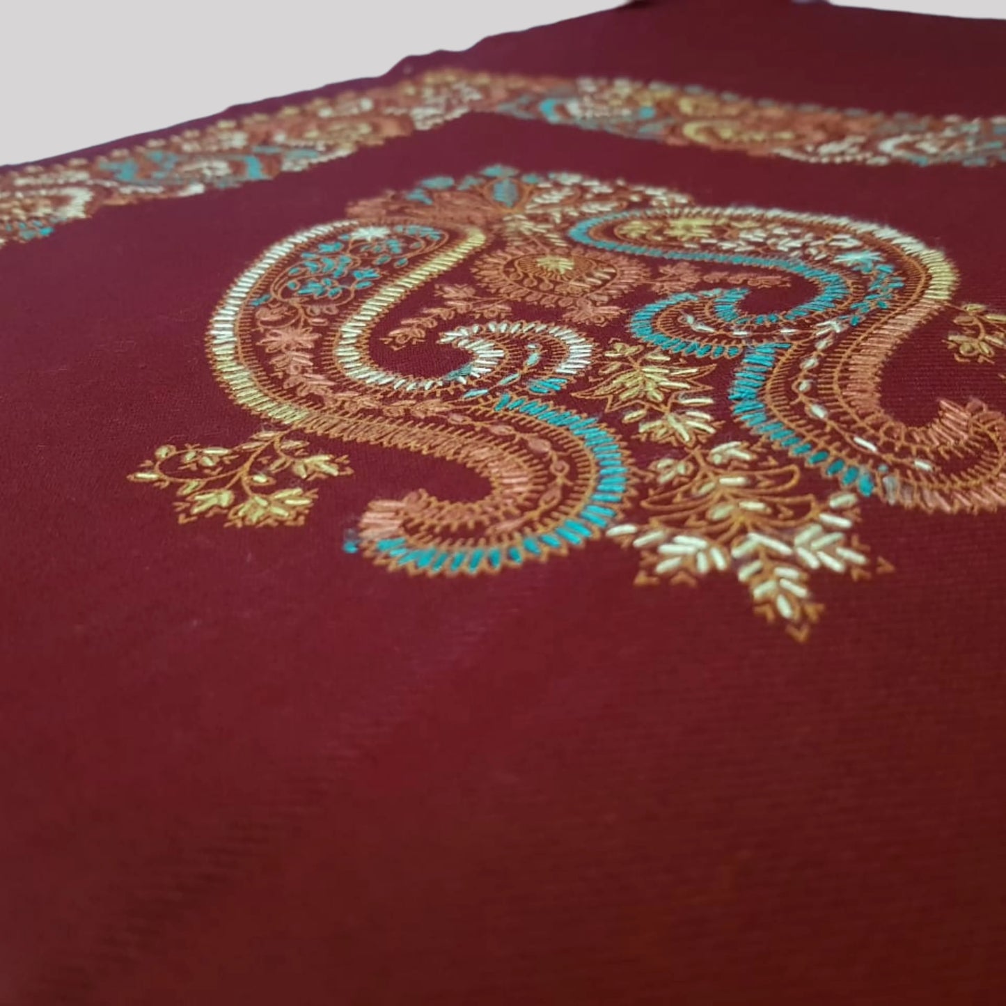 Kashmira-kashmiri pure pashmina shawl