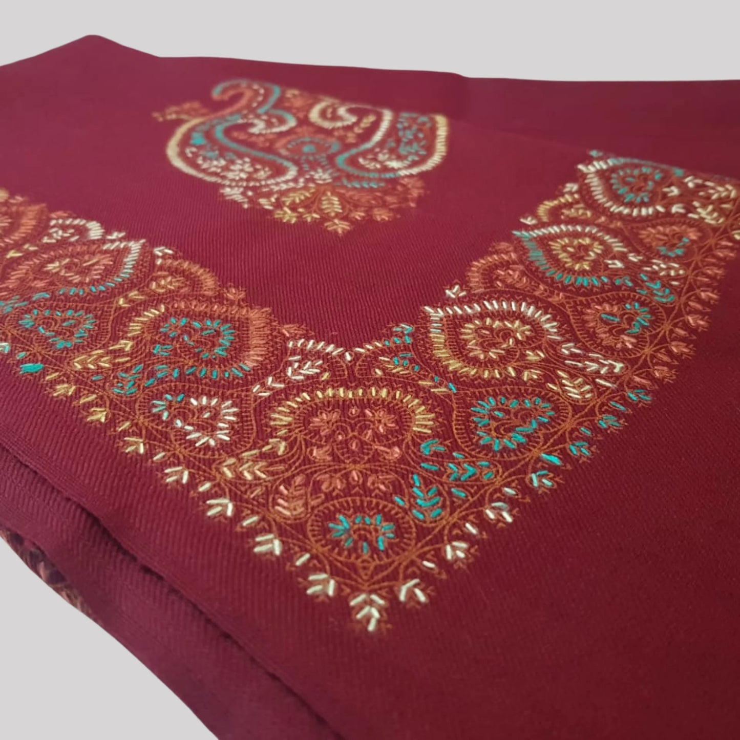 Kashmira-kashmiri pure pashmina shawl